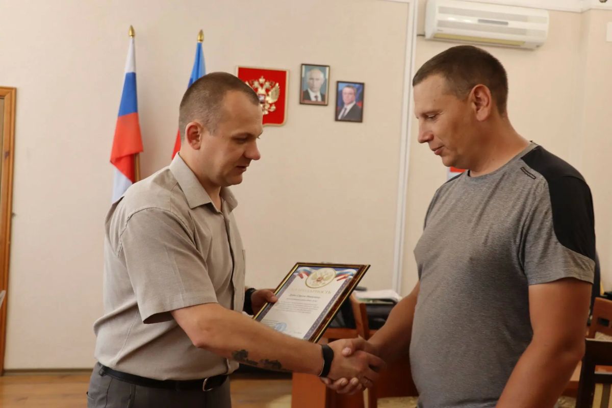 9 августа мы отмечаем День строителя — праздник людей созидательного труда, благодаря которым наш город живет и развивается 9 августа мы отмечаем День строителя — праздник людей созидательного труда, благодаря которым наш город живет и развивается