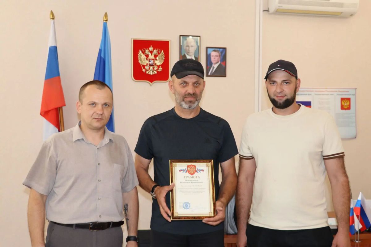 9 августа мы отмечаем День строителя — праздник людей созидательного труда, благодаря которым наш город живет и развивается 9 августа мы отмечаем День строителя — праздник людей созидательного труда, благодаря которым наш город живет и развивается