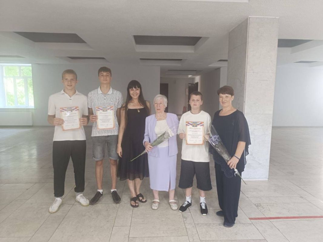 СИЛА В ДВИЖЕНИИ: ПРАЗДНИК СПОРТА И ЗДОРОВЬЯ СИЛА В ДВИЖЕНИИ: ПРАЗДНИК СПОРТА И ЗДОРОВЬЯ