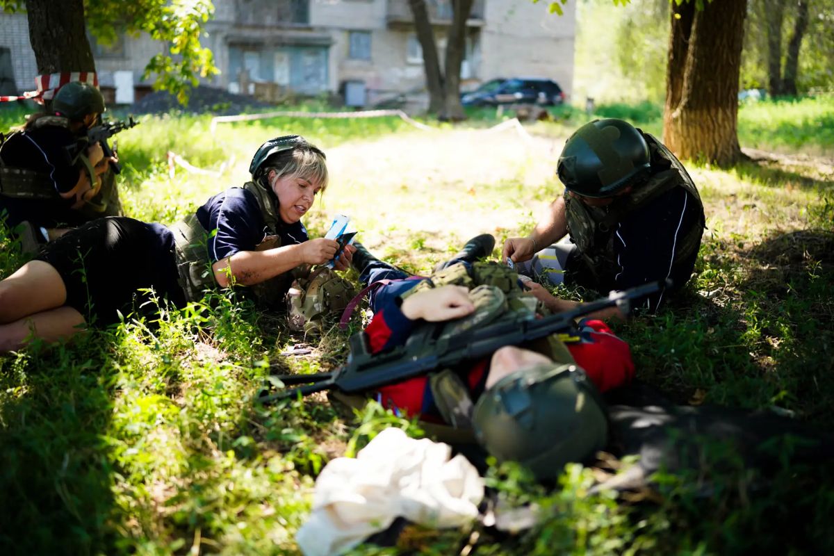 В Луганске состоялся региональный этап Всероссийской игры «Семейная зарница» В Луганске состоялся региональный этап Всероссийской игры «Семейная зарница»