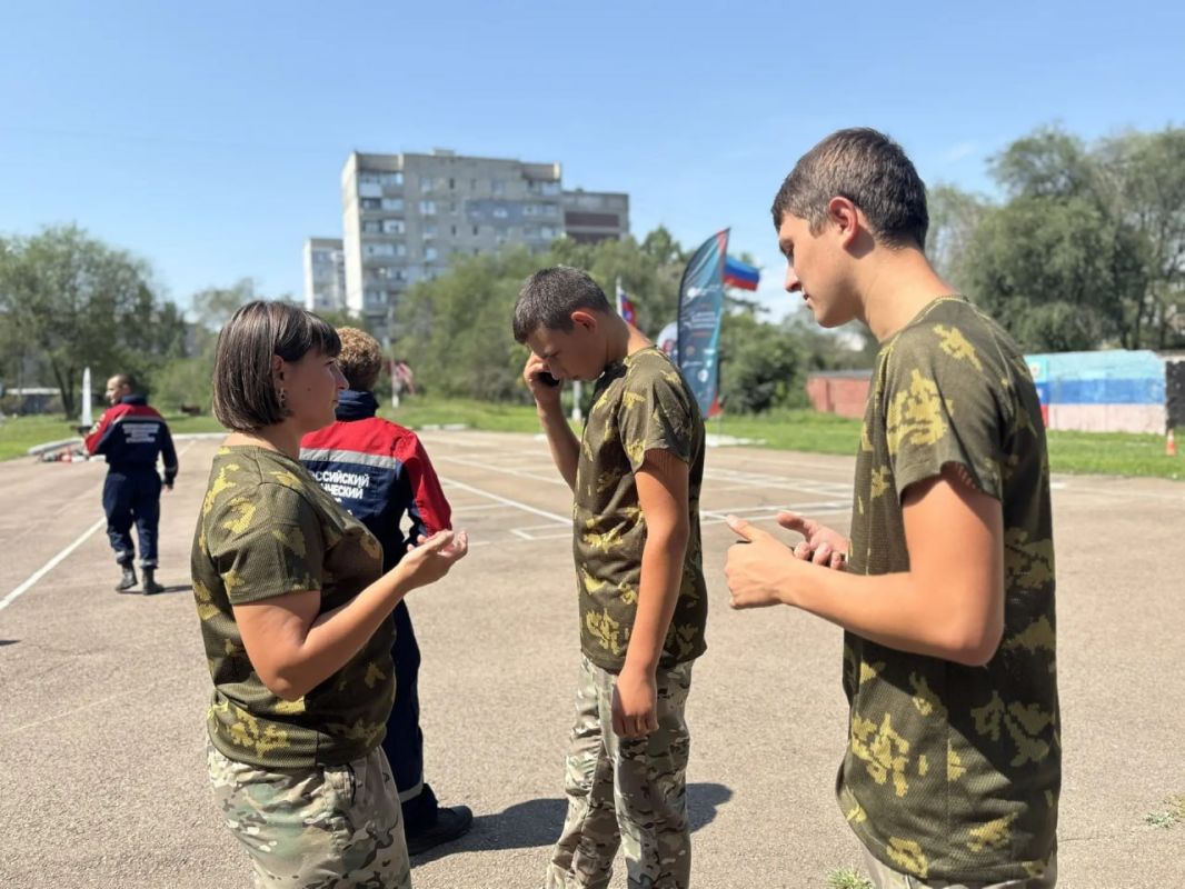 «Семейная Зарница» в ЛНР: сила семьи — в единстве! «Семейная Зарница» в ЛНР: сила семьи — в единстве!