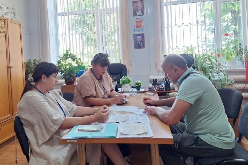 Социальная поддержка на местах: Филиал №15 РЦСЗН проводит выездные приёмы граждан Социальная поддержка на местах: Филиал №15 РЦСЗН проводит выездные приёмы граждан