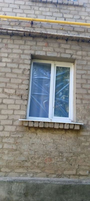 5 многоквартирных домов пострадали сегодня в Луганске при атаке БПЛА 5 многоквартирных домов пострадали сегодня в Луганске при атаке БПЛА