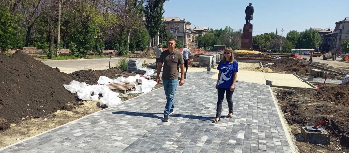 В Алчевске продолжается благоустройство проспекта Ленина в рамках Народной программы В Алчевске продолжается благоустройство проспекта Ленина в рамках Народной программы