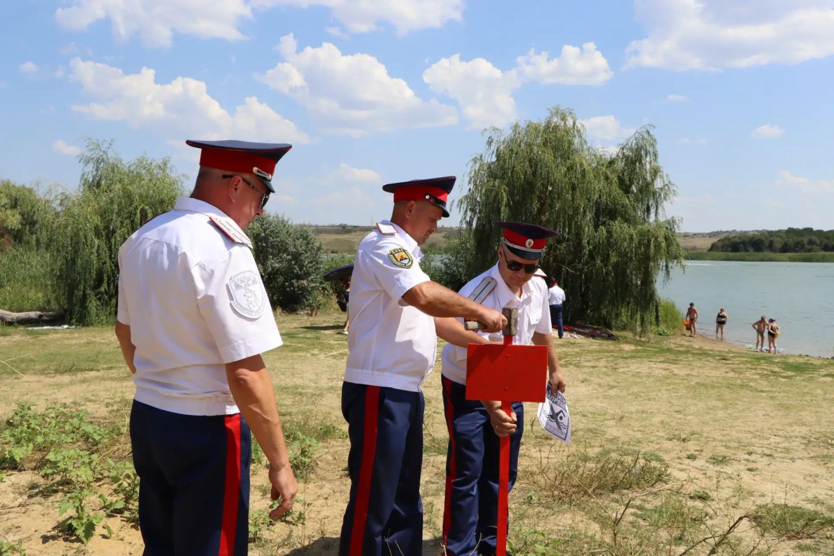 Народные дружинники и сотрудники МЧС провели рейд по водным объектам Лутугинского муниципального округа Народные дружинники и сотрудники МЧС провели рейд по водным объектам Лутугинского муниципального округа