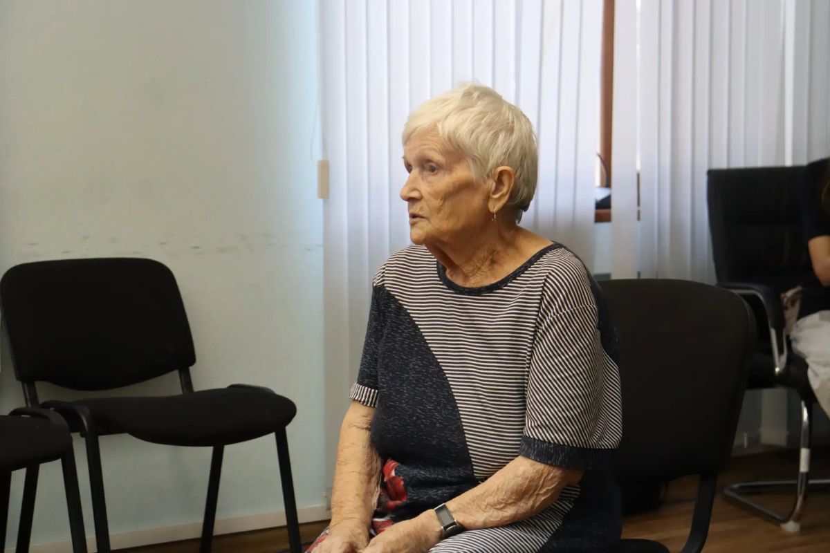 Заместитель главы Администрации Антрацитовского муниципального округа Елена Беседина провела еженедельный приём граждан Заместитель главы Администрации Антрацитовского муниципального округа Елена Беседина провела еженедельный приём граждан