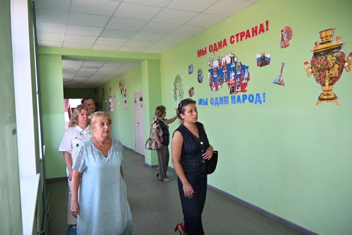 В Брянке проходит комплексная проверка готовности школ и детских садов к новому учебному году В Брянке проходит комплексная проверка готовности школ и детских садов к новому учебному году