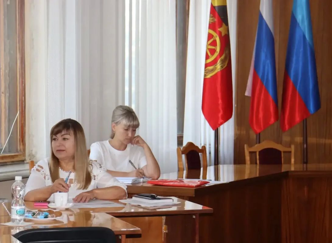 Виктория Сошина: Сегодня провела встречу с семьями погибших участников специальной военной операции Виктория Сошина: Сегодня провела встречу с семьями погибших участников специальной военной операции