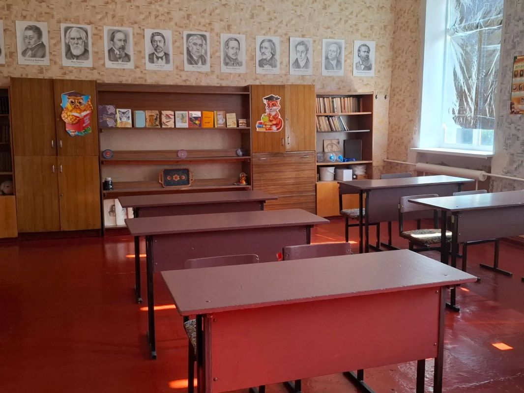 Согласно графику приёмки образовательных организаций городского округа города Красный Луч к новому учебному году, 11.08.2026, комиссия провела проверку в ГБОУ ЛНР «Краснолучская школа № 14 имени Героя СВО М.А. Мишарина» и... Согласно графику приёмки образовательных организаций городского округа города Красный Луч к новому учебному году, 11.08.2026, комиссия провела проверку в ГБОУ ЛНР «Краснолучская школа № 14 имени Героя СВО М.А. Мишарина» и...