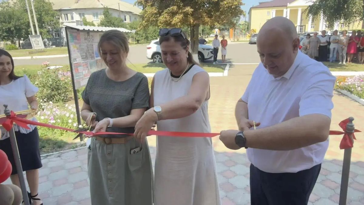 В Червонопартизанске открылся новый офис МФЦ ЛНР! В Червонопартизанске открылся новый офис МФЦ ЛНР!