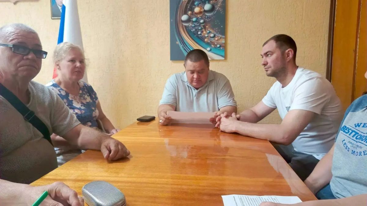 Андрей Рубанцов: Сегодня провёл очередную встречу с семьями участников специальной военной операции, героически отдавших свои жизни за наше будущее Андрей Рубанцов: Сегодня провёл очередную встречу с семьями участников специальной военной операции, героически отдавших свои жизни за наше будущее
