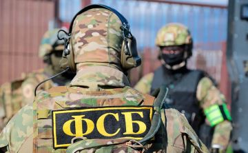 Южным окружным военным судом признан виновным в совершении преступления, предусмотренного ч. 2 ст. 205.5 УК России (участие в террористической организации), ст. 205.3 (обучение с целью осуществления террористической...