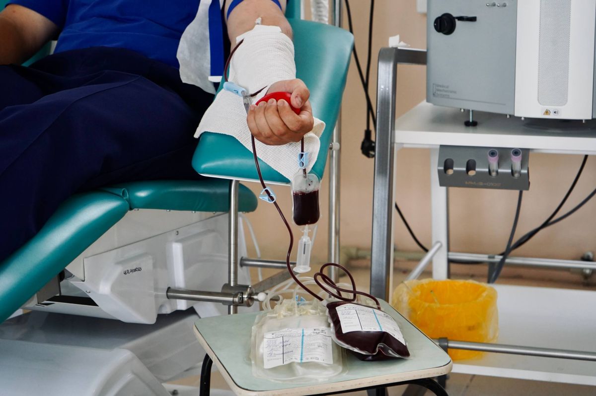 Добровольцы ВСКС сдали кровь для пополнения запасов Луганской станции переливания крови Добровольцы ВСКС сдали кровь для пополнения запасов Луганской станции переливания крови