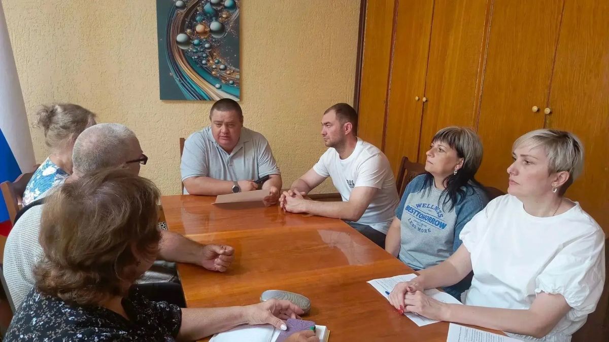 Андрей Рубанцов: Сегодня провёл очередную встречу с семьями участников специальной военной операции, героически отдавших свои жизни за наше будущее Андрей Рубанцов: Сегодня провёл очередную встречу с семьями участников специальной военной операции, героически отдавших свои жизни за наше будущее