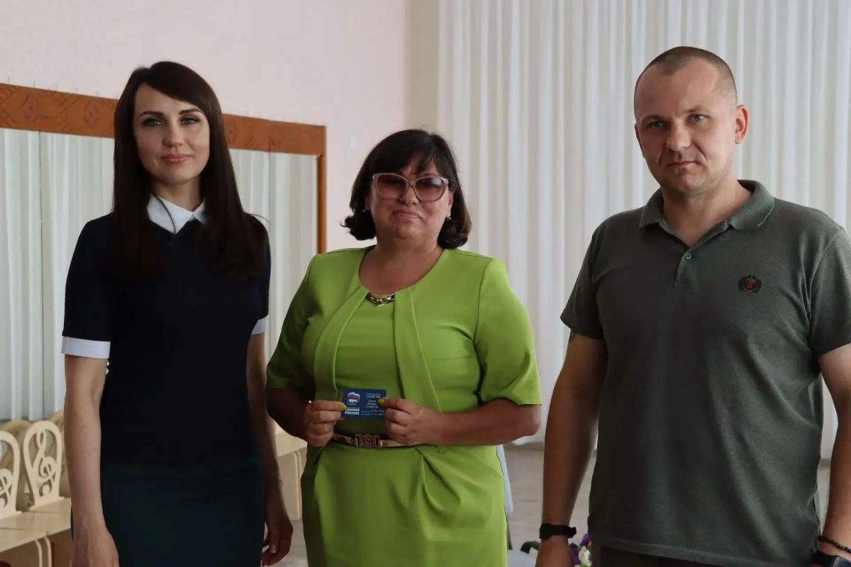 Яна Сылкина: Продолжаем работать с активом Северодонецкого местного отделения партии "Единая Россия" Яна Сылкина: Продолжаем работать с активом Северодонецкого местного отделения партии "Единая Россия"