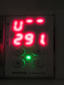 Продолжают поступать жалобы от жителей ЛНР на серьёзные скачки напряжения