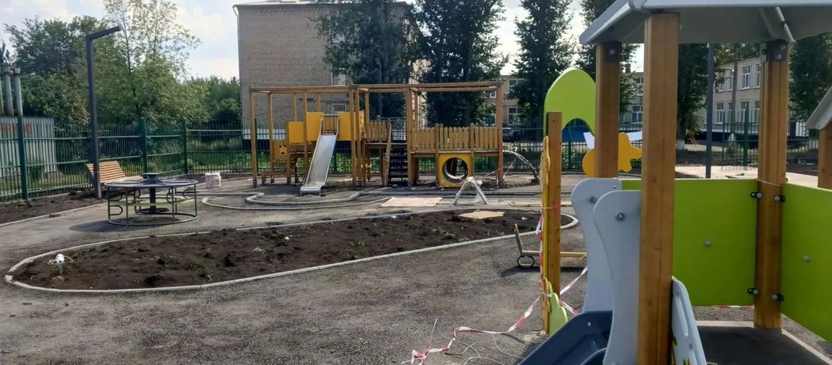 Андрей Рубанцов: Ровеньки становятся комфортнее: благоустройство продолжается Андрей Рубанцов: Ровеньки становятся комфортнее: благоустройство продолжается
