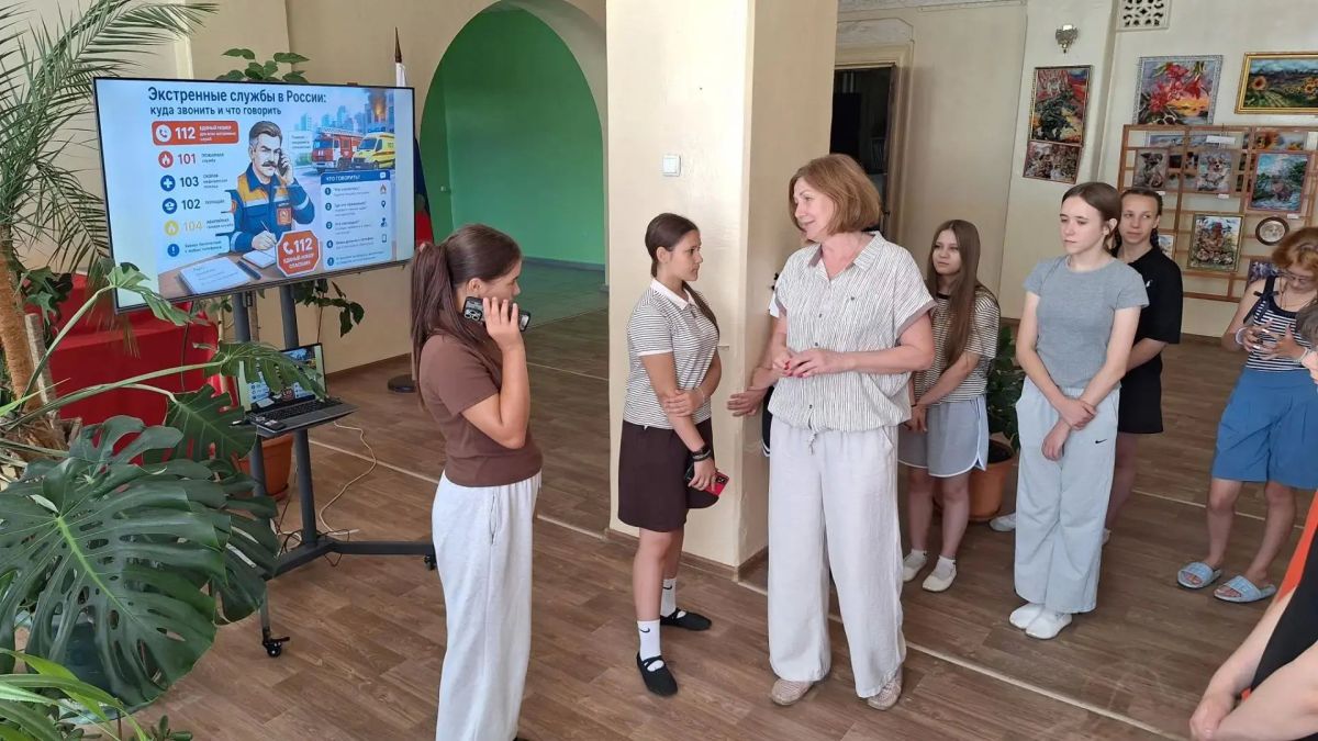«Правило пяти минут»: в Кировском городском Дворце культуры прошел урок безопасности «Правило пяти минут»: в Кировском городском Дворце культуры прошел урок безопасности