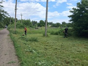 Безопасность и благоустройство: в Ровеньках продолжаются работы по содержанию территорий