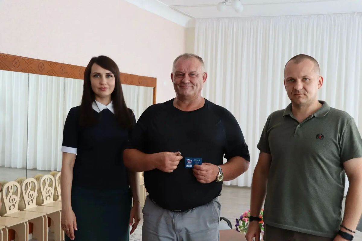 Яна Сылкина: Продолжаем работать с активом Северодонецкого местного отделения партии "Единая Россия" Яна Сылкина: Продолжаем работать с активом Северодонецкого местного отделения партии "Единая Россия"