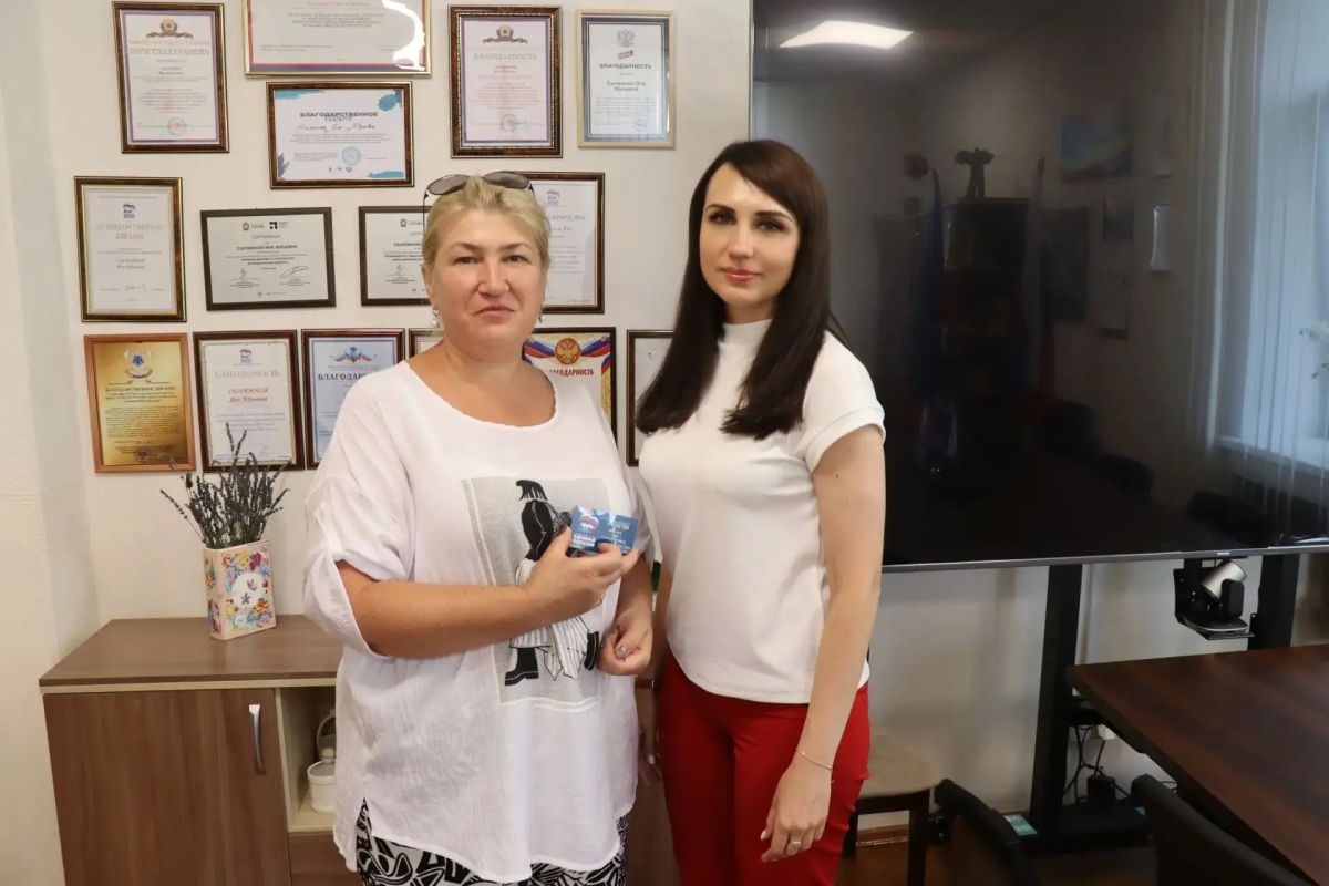 Яна Сылкина: Продолжаем работать с активом Северодонецкого местного отделения партии "Единая Россия" Яна Сылкина: Продолжаем работать с активом Северодонецкого местного отделения партии "Единая Россия"