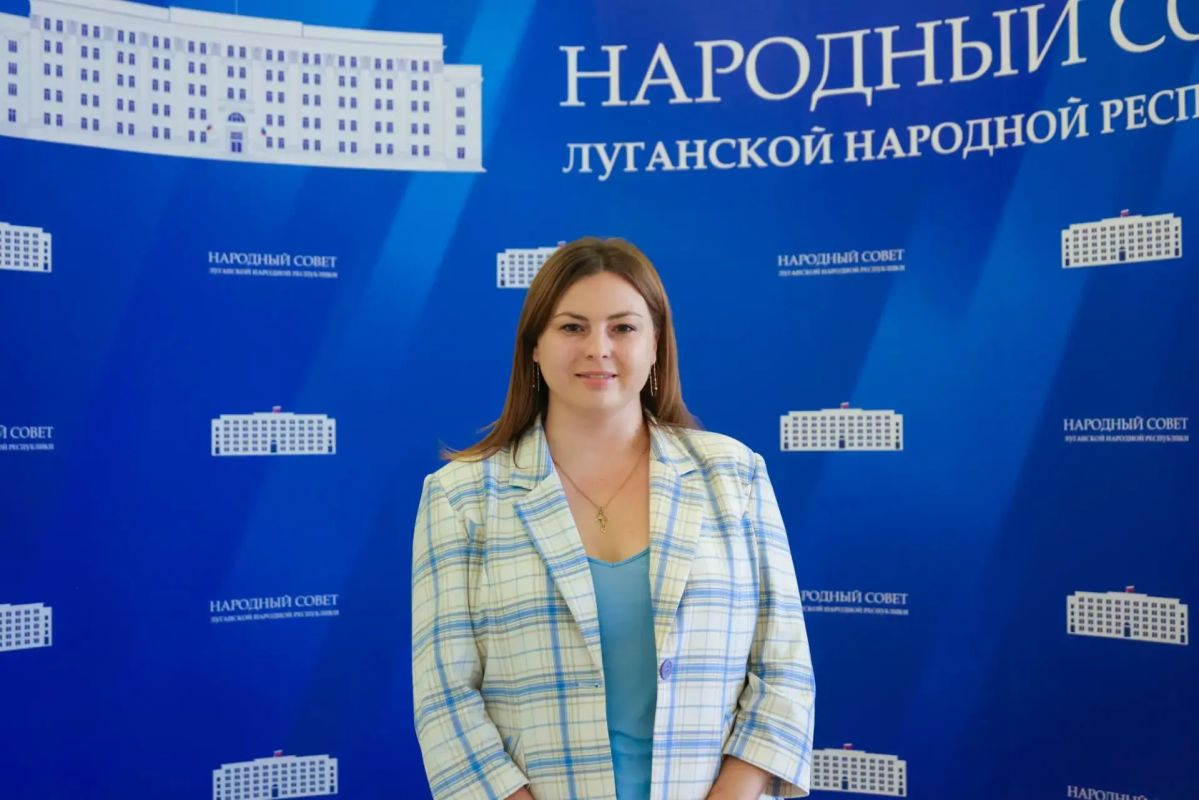 Депутаты Народного Совета проводят приемы граждан и работают над решением вопросов заявителей Депутаты Народного Совета проводят приемы граждан и работают над решением вопросов заявителей