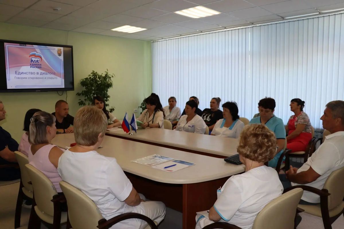 Яна Сылкина: Прямой открытый диалог с людьми - ключевой аспект в работе депутатского корпуса города Северодонецка и органов местного самоуправления в целом Яна Сылкина: Прямой открытый диалог с людьми - ключевой аспект в работе депутатского корпуса города Северодонецка и органов местного самоуправления в целом