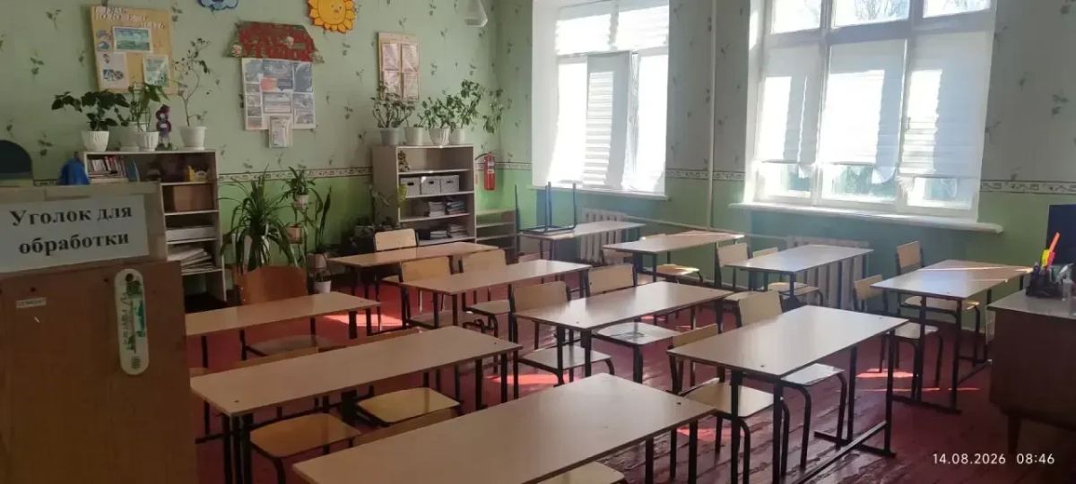 В Красном Луче проверили готовность школ и колледжа к новому учебному году В Красном Луче проверили готовность школ и колледжа к новому учебному году