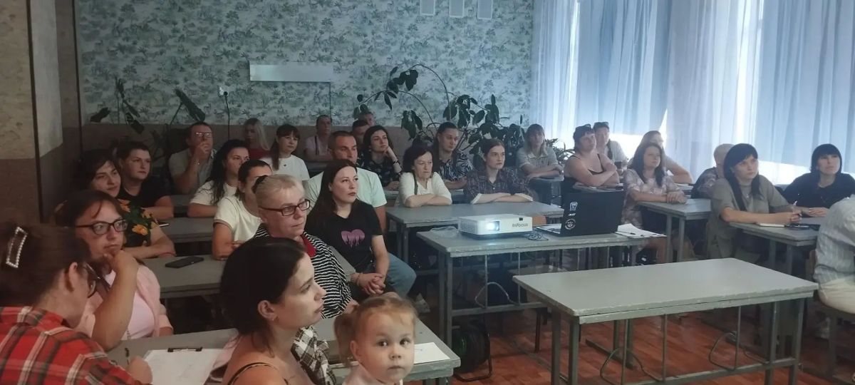 В Молодогвардейске проведено общешкольное родительское собрание В Молодогвардейске проведено общешкольное родительское собрание
