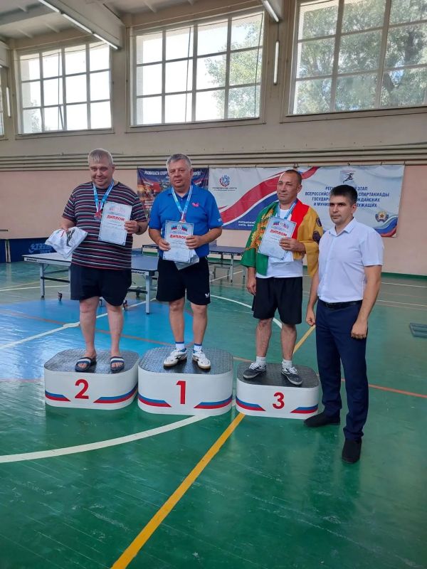 Команда города Луганска заняла первое место по настольному теннису на региональной Спартакиаде Команда города Луганска заняла первое место по настольному теннису на региональной Спартакиаде