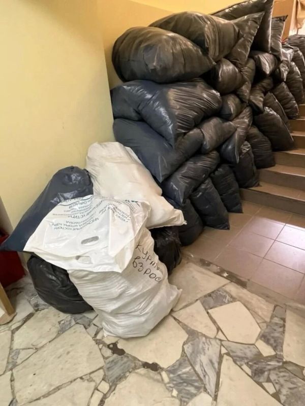 Волонтеры Тамбовской области собрали гумпомощь для новоайдарцев, которые особенно нуждаются в поддержке Волонтеры Тамбовской области собрали гумпомощь для новоайдарцев, которые особенно нуждаются в поддержке