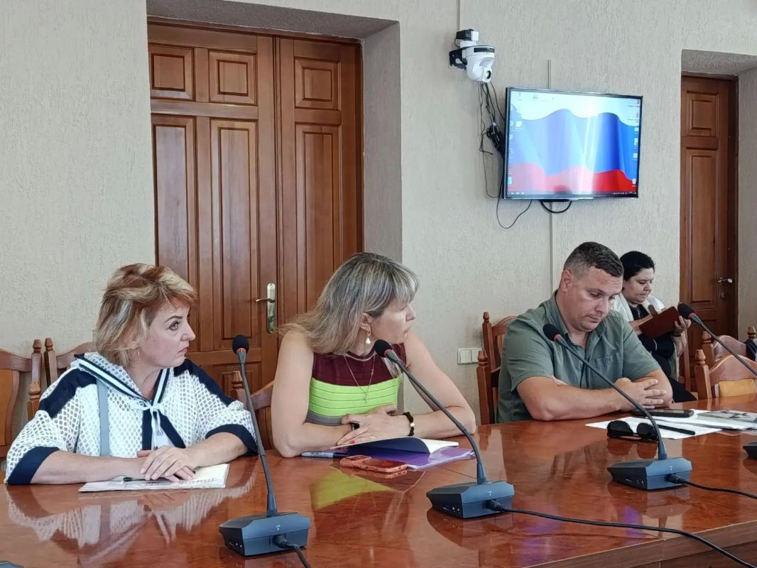 В Администрации города обсудили ход подготовки к осенне-зимнему периоду В Администрации города обсудили ход подготовки к осенне-зимнему периоду