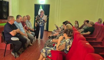 В библиотеке посёлка Селезневка прошёл праздник с выставкой-рецептом «Мёд – чудесный дар природы»