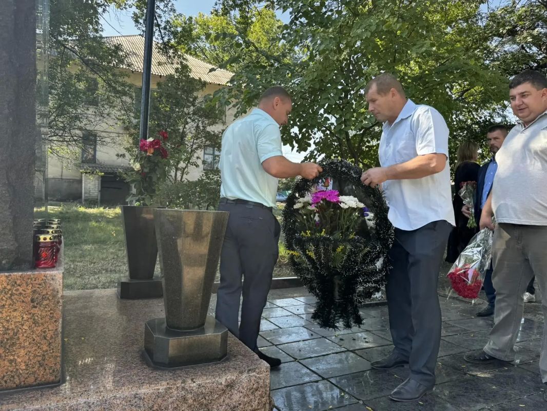 Евгений Бондарь: Вчера, 16 августа, мы все вместе пережили очередную годовщину трагедии, которая навсегда изменила историю нашего края Евгений Бондарь: Вчера, 16 августа, мы все вместе пережили очередную годовщину трагедии, которая навсегда изменила историю нашего края