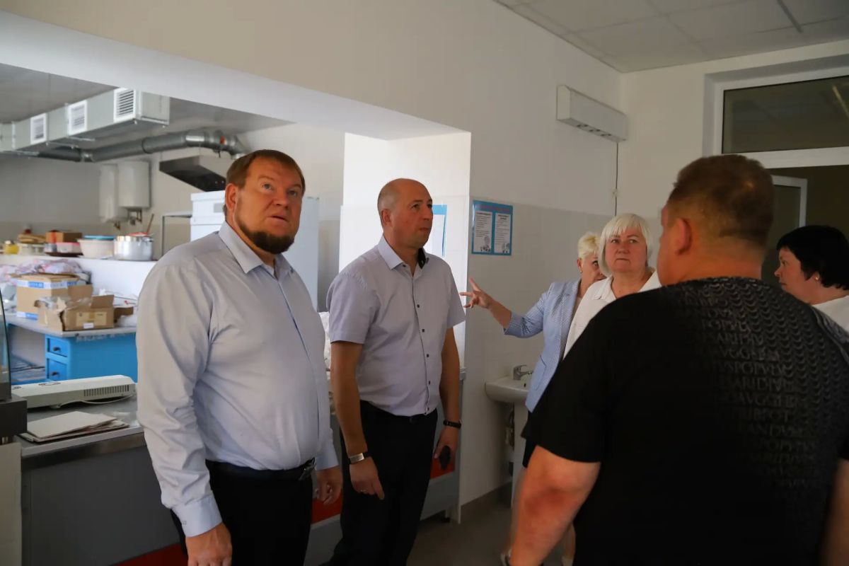 В Зимогорье по Народной программе завершается ремонт школы имени Героя Советского Союза И.С. Малько В Зимогорье по Народной программе завершается ремонт школы имени Героя Советского Союза И.С. Малько