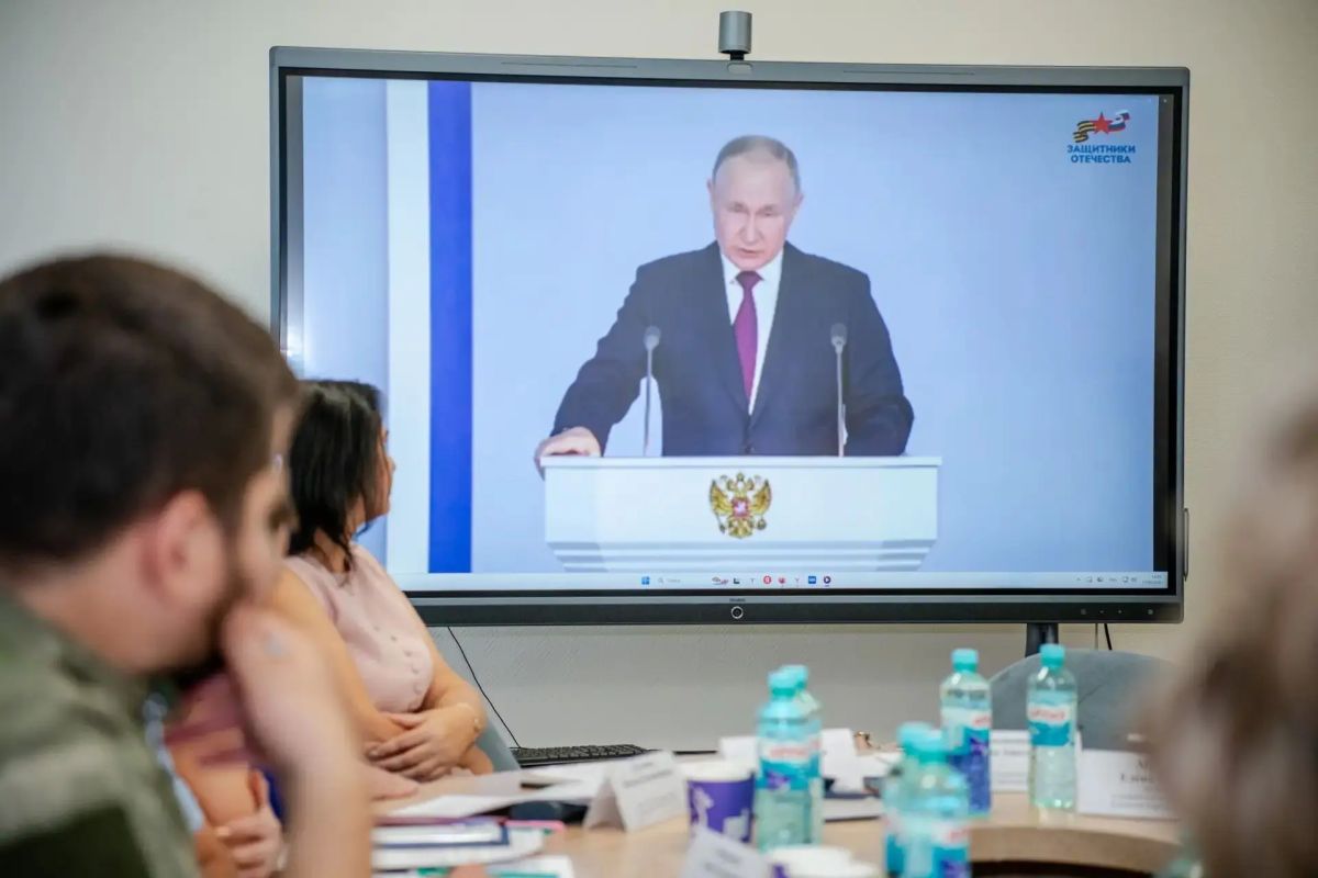 В Луганске прошел межведомственный круглый стол о социальном сопровождении ветеранов СВО и их семей В Луганске прошел межведомственный круглый стол о социальном сопровождении ветеранов СВО и их семей
