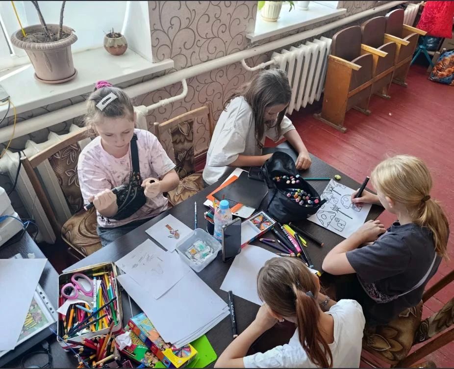 В Комиссаровском Доме культуры прошёл день творчества для детей В Комиссаровском Доме культуры прошёл день творчества для детей