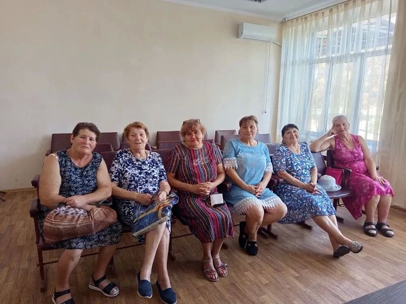 Как не дать себя обмануть: в поселке Новосветловка прошел урок цифровой грамотности Как не дать себя обмануть: в поселке Новосветловка прошел урок цифровой грамотности