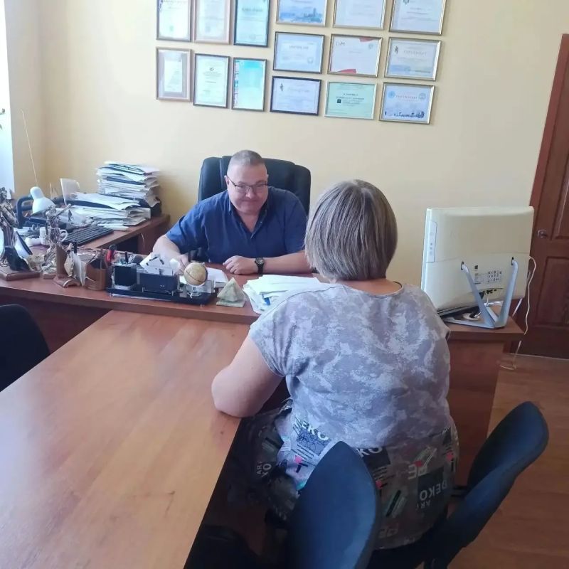 В ходе личного приема депутатом Совета Антрацитовского муниципального округа Евгением Бровкиным рассмотрены обращения жителей В ходе личного приема депутатом Совета Антрацитовского муниципального округа Евгением Бровкиным рассмотрены обращения жителей