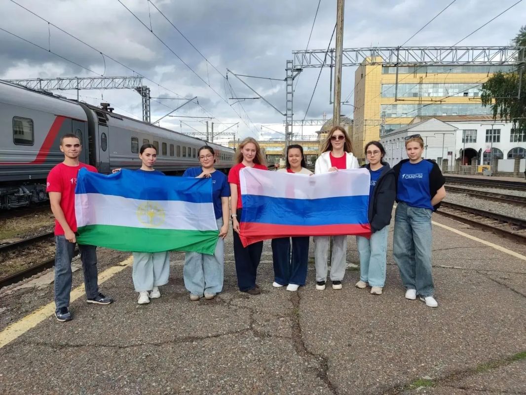 Школьники из ЛНР приехали в Уфу на «Университетскую смену» Школьники из ЛНР приехали в Уфу на «Университетскую смену»