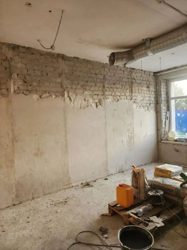 В Беловодском лицее при поддержке региона шефа, Новосибирской области полным ходом идут ремонтные работы В Беловодском лицее при поддержке региона шефа, Новосибирской области полным ходом идут ремонтные работы