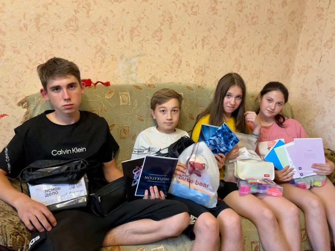 Благотворительный фонд «Ясное дело» запустил акцию по сбору канцтоваров для детей в ЛНР Благотворительный фонд «Ясное дело» запустил акцию по сбору канцтоваров для детей в ЛНР