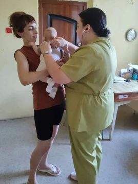 В пгт. Лозовский состоялся выездной приём врача-педиатра