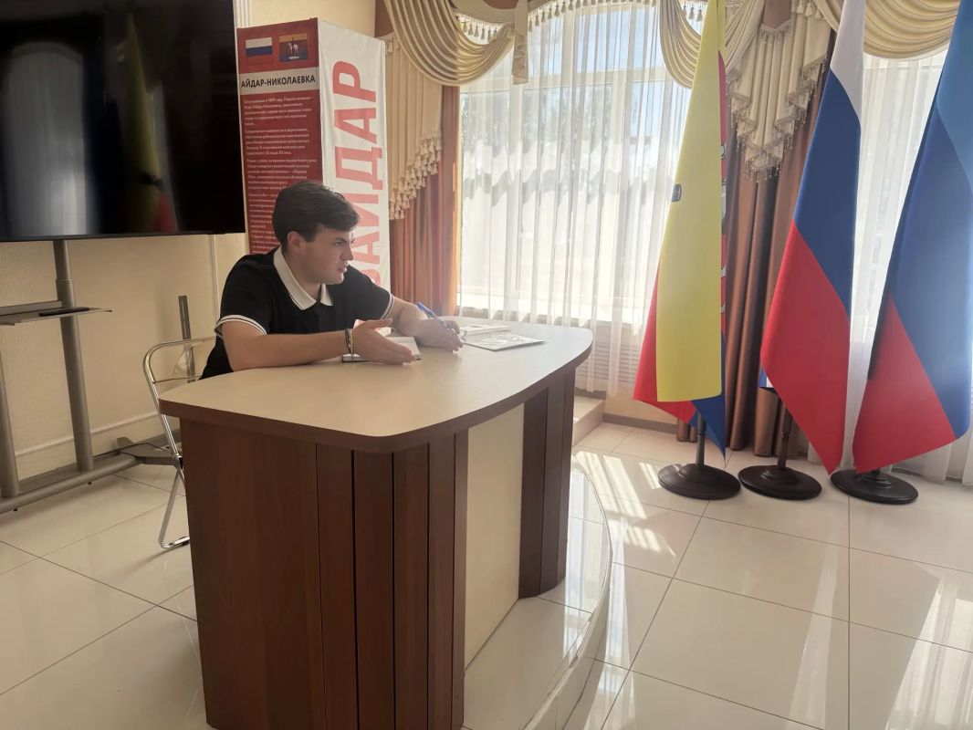 В Новоайдарском районном Доме культуры прошло семинар-совещание В Новоайдарском районном Доме культуры прошло семинар-совещание