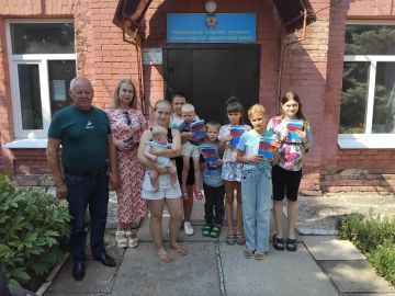 Славяносербский краеведческий музей посетили получатели социальных услуг Семейного центра