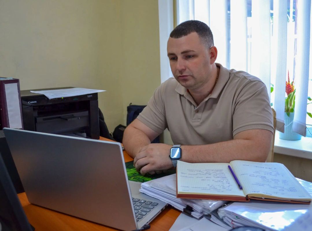 Владимир Чернев: Мой заместитель Арабаджи Максим Борисович провёл в формате ВКС плановое заседание Экспертного совета по вопросам гармонизации межнациональных и этно-конфессиональных отношений при Администрации округа