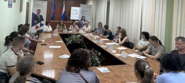 В Краснодонском центре занятости прошла ярмарка вакансий