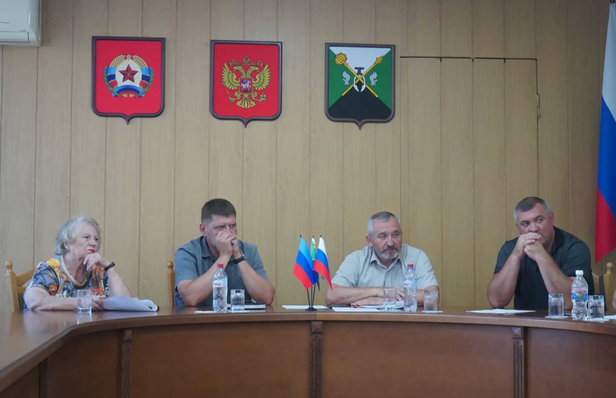 Состоялось заседание постоянной комиссии Совета депутатов по правовой политике и связям с общественностью Состоялось заседание постоянной комиссии Совета депутатов по правовой политике и связям с общественностью