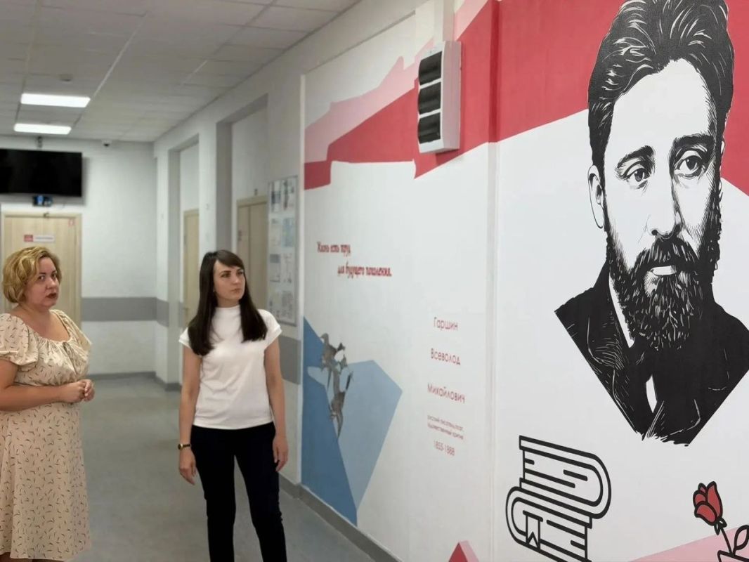 В Боровском учебно-воспитательном комплексе по проекту «Лица Героев» появились новые изображения исторических личностей В Боровском учебно-воспитательном комплексе по проекту «Лица Героев» появились новые изображения исторических личностей