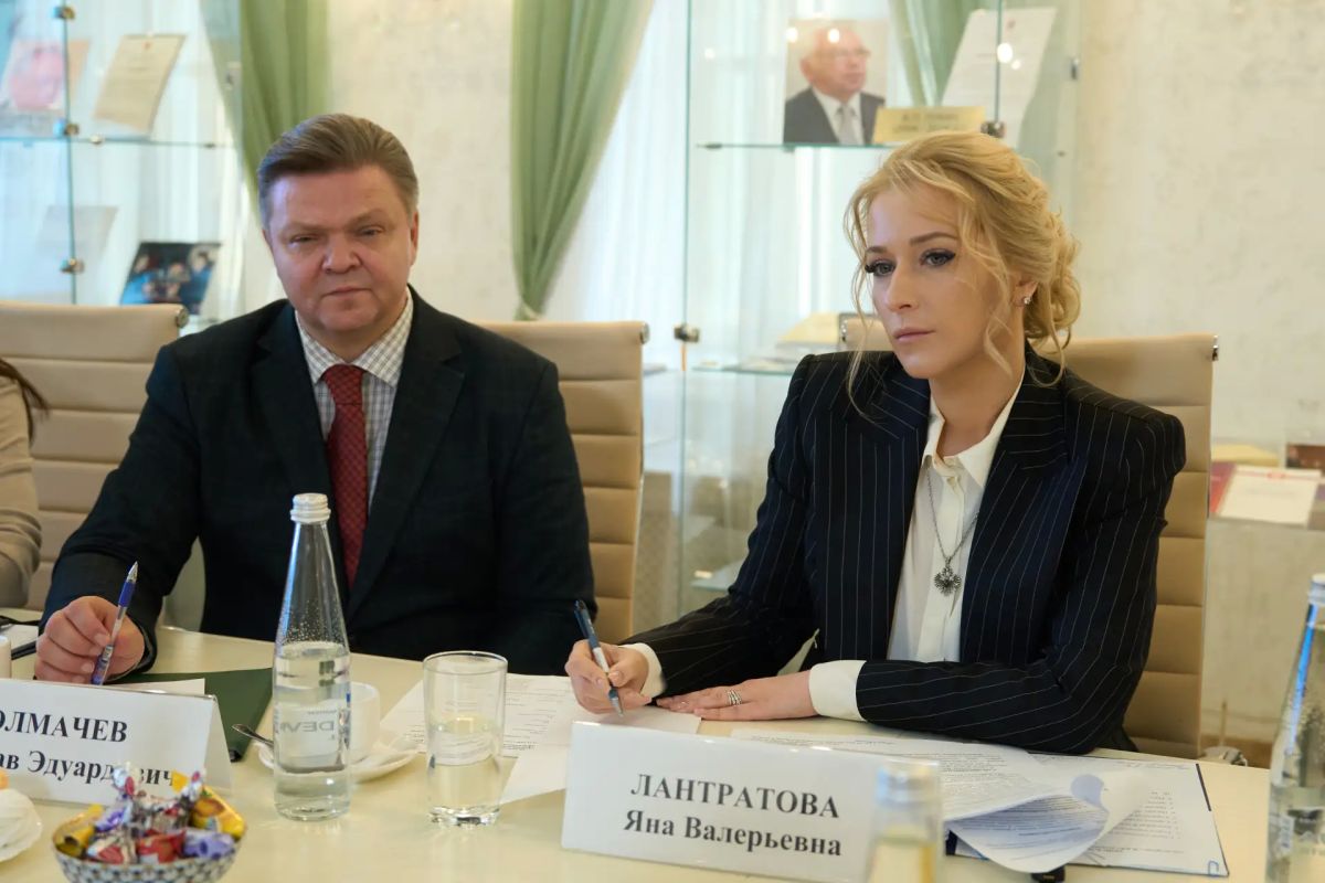 Яна Лантратова: Состоялась встреча с Директором Информцентра ООН в Москве Владимиром Кузнецовым Яна Лантратова: Состоялась встреча с Директором Информцентра ООН в Москве Владимиром Кузнецовым